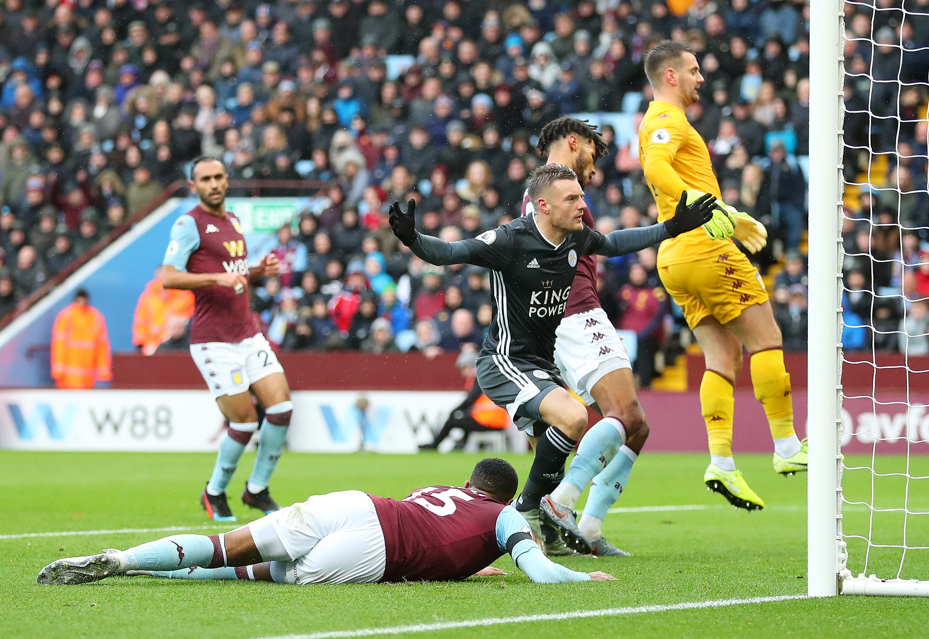 是每一个足 是每一个足