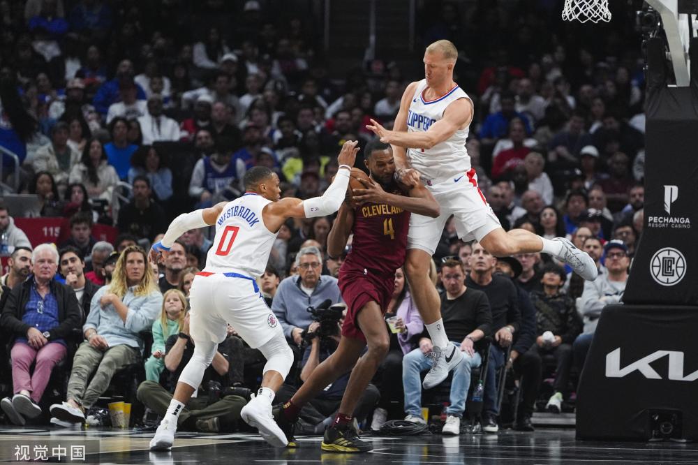 质疑甚至嘲 质疑甚至嘲